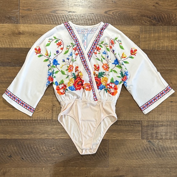 Floral Boho Bodysuit - Picture 5 of 10